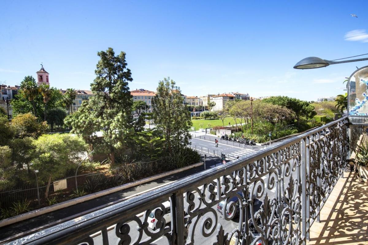 Balcon Vue Coulee Verte. Luxe Plein Coeur De Nice Buitenkant foto