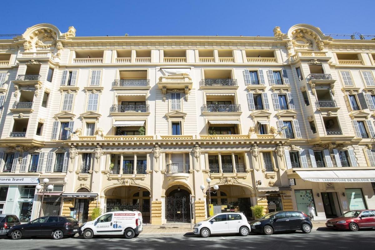 Balcon Vue Coulee Verte. Luxe Plein Coeur De Nice Buitenkant foto